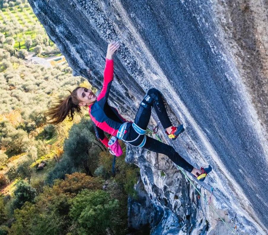 Lauro Rogora on Trofeo dell’Adriatico (F9a+). Photo: @giuliodiener