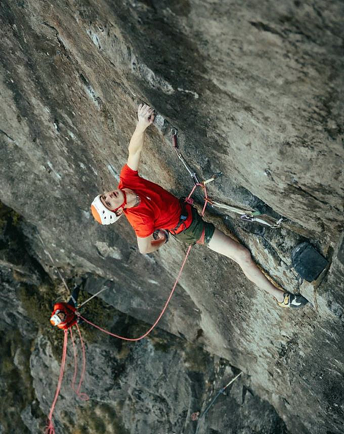 Adam Ondra flashing Lexicon (E11 7a). Photo: @pet.phot