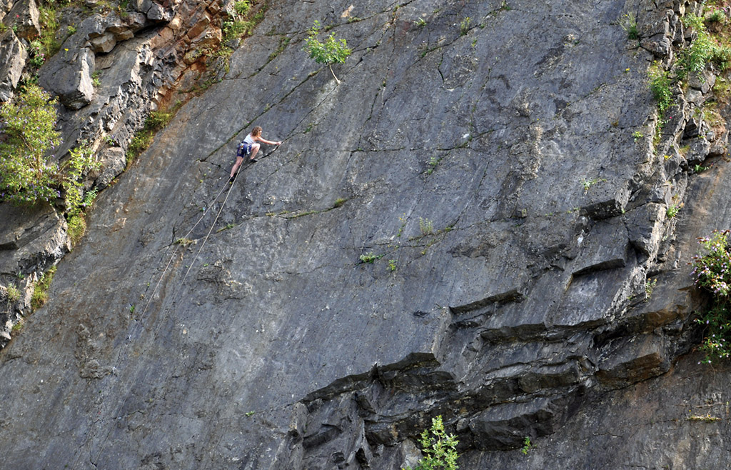 Clare Lindley relishing the sea of slab on the brilliant, well-protected and deservedly popular Rob’s Crack (VS 4c). Photo: Mark Davies